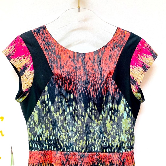 Charlie Jade Abstract Satin Faux Leater A-Line Multi-Color Short Sleeve … - Picture 2 of 8